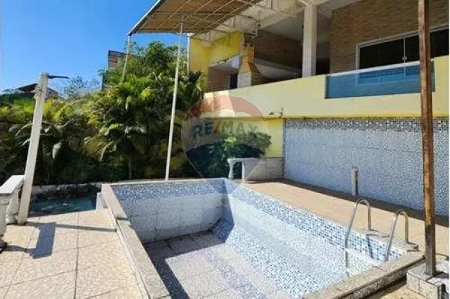 Imagem Casa com 2 quartos à venda em Jardim Sulacap, Rio de Janeiro - RJ
