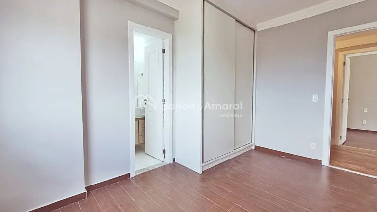 Imagem Apartamento a venda no Parque das Flores em Campinas!!

Excelente localização dentro de um bolsão...
