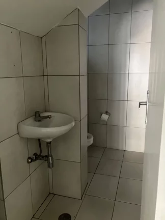 Imagem Galpão em Chácara Santo Antônio - SP: 388M² Locação por R$ 15.000 - Confira!