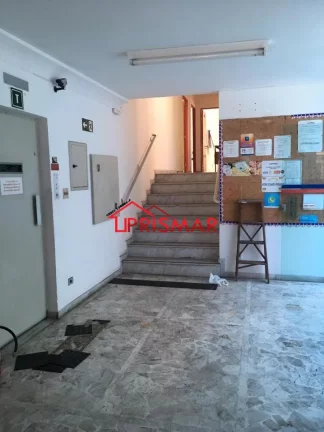 Imagem Alugo prédio comercial no gonzaga