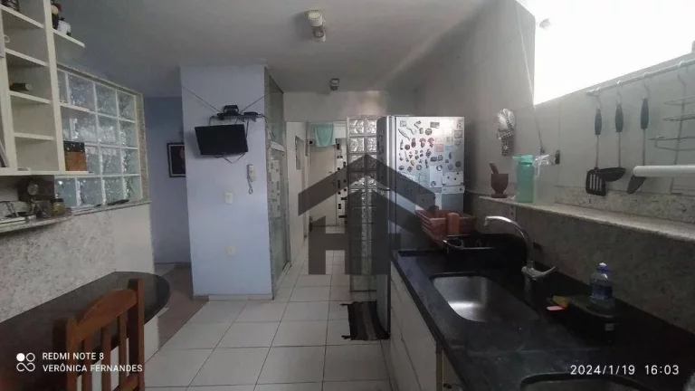 Apartamento com 5 Quartos à Venda, 220 m² em Espinheiro - Recife