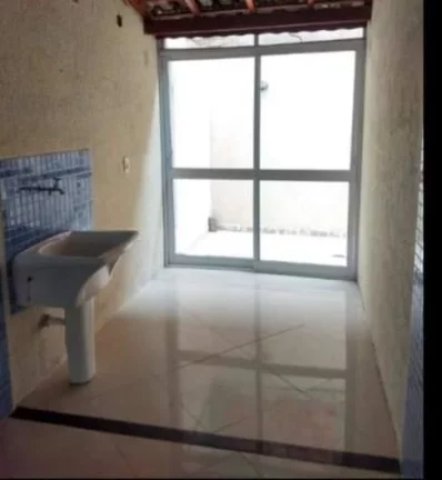 Imagem Sobrado com 2 dormitórios à venda, 125 m² por R$ 600.000,00 - Jardim Quaresmeira II - Suzano/SP