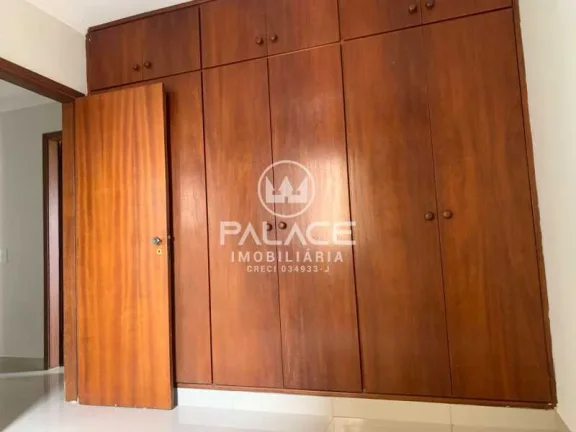 Imagem Excelente apartamento para locação, com localização privilegiada!

 3 dormitórios (2 com armár...