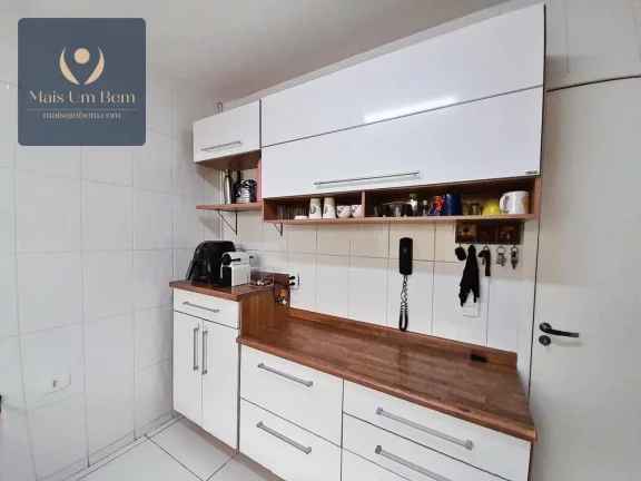 Imagem Sobrado com 3 quartos (1 suíte) à venda por R$ 530.000 - Bairro Alto - Curitiba/PR