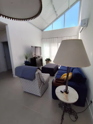 Imagem Casa com 2 Quartos para alugar, 175m² - Daniela