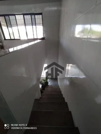 Imagem Casa com 3 Quartos em Torrões, Recife