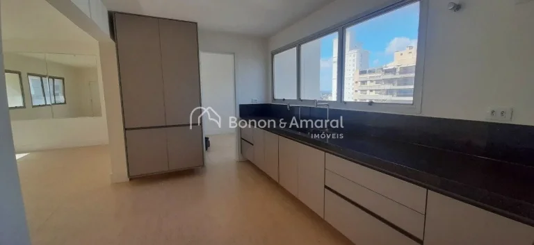 Imagem Essa belíssima cobertura duplex está localizada no coração do Cambuí, um dos bairros mais charm...