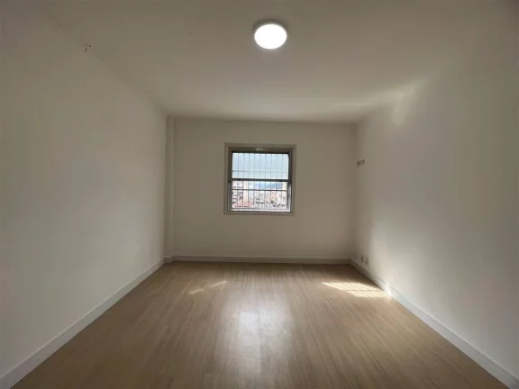 Imagem APARTAMENTO COM 32 m² - BOQUEIRAO - PRAIA GRANDE SP