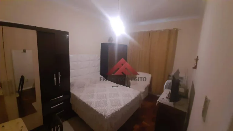 Imagem Apartamento com sala dois quartos no centro proximo ao super mercado Guanabara,proximo ao centro,condução nas proximidades,inclusive para o Rio de Jan
