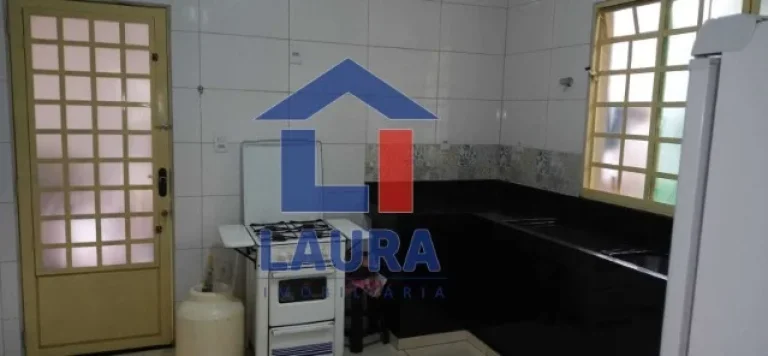 Imagem CASA RESIDENCIAL em ITAÚNA - MG, SANTANENSE