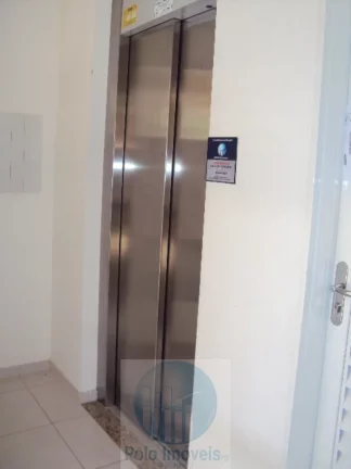 Imagem Apartamento 43,53 metros R$ 210.000 no bairro Santa Cruz ao lado do bairro Irajá - 1 dormitório, elevador, varanda, armários- Ribeirão Preto.