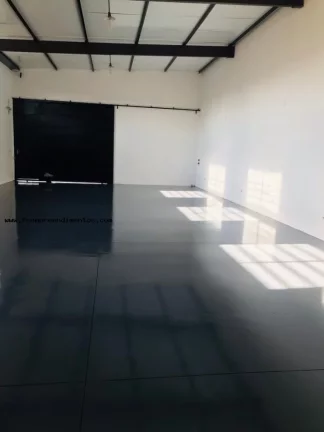 Imagem Casa Comercial para Venda em Limeira, Residencial Colinas do Engenho I, 2 dormitórios, 1 banheiro, 2 vagas