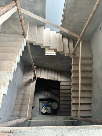 Imagem Casa Semi Acabada no Swiss Park 488 m² 4 Dormitorios Estuda Permuta