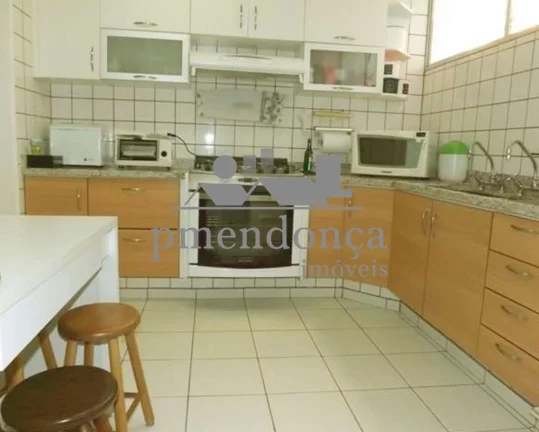 Imagem Apartamento com 141m² em localização privilegiada nas Perdizes.