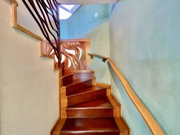 Imagem Casa em Condomínio a Venda no bairro Palos Verdes - Carapicuíba, SP