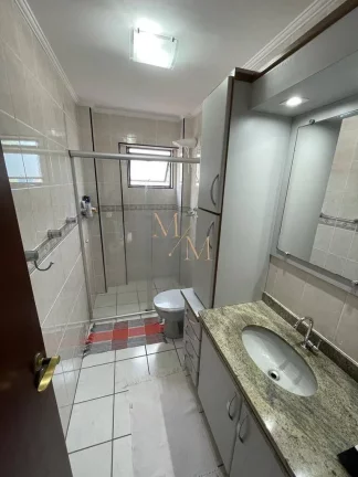 Imagem Apartamento amplo com 3 dormitórios no Campo Grande