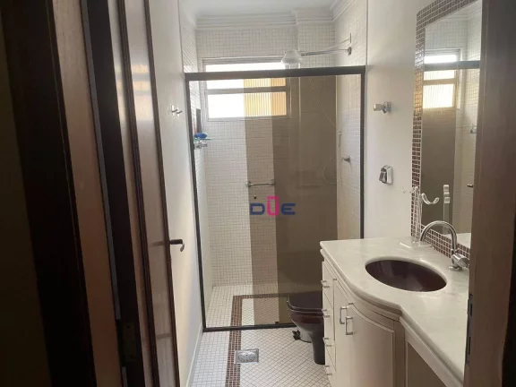 Imagem Apartamento com 3 dormitórios sendo 1 suite e vaga à venda, 180 m² por R$ 890.000 - Boqueirão - Santos/SP
