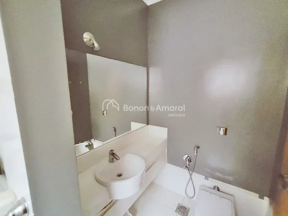 Imagem Casa no condomínio Alphaville Dom Pedro 3 em Campinas!

Casa estilo Inglês e muito aconchegante, e...