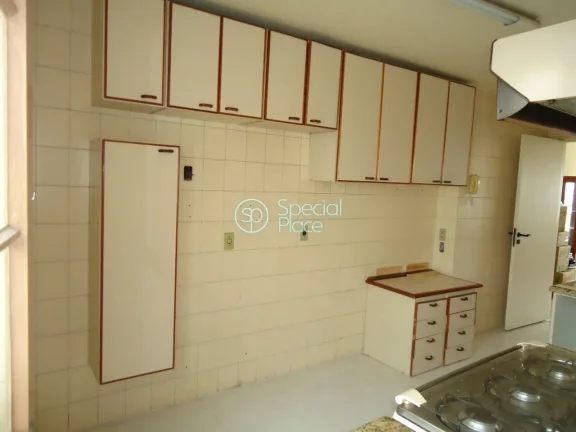 Imagem Apartamento com ótima planta e excelente localização em Perdizes. São 117m2 de área privativa, ...