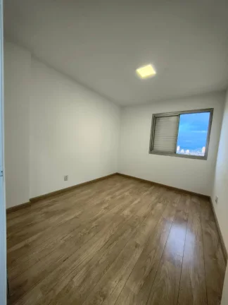 Imagem Apartamento com 2 dormitórios a Venda na Vila Carrão
