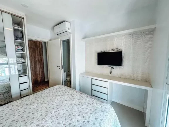 Imagem Cobertura Duplex com 5 dormitórios sendo 3 suites e 3 vagas no Centro de Balneário Camboriú