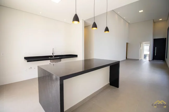 Imagem Casa térrea em condomínio à venda com 3 quartos no Jardim Celeste, em Jundiaí