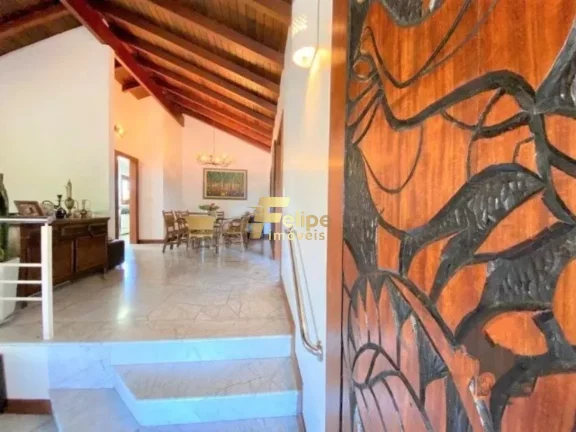 Imagem Vende Casa Duplex em Condomínio de Luxo em Guarapari, situado no condomínio mais exclusivo do Estado!!