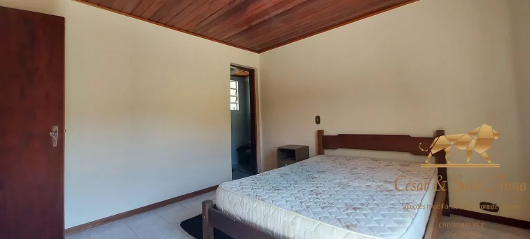 Imagem Linda casa com 04 dormitórios em Campos do Jordão! Oportunidade