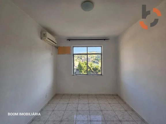 Imagem Apartamento com 2 dormitórios à venda, 66 m² por R$ 240.000,00 - Caonze - Nova Iguaçu/RJ