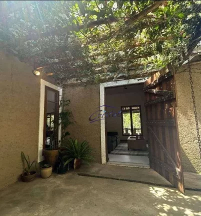 Imagem Casa com 3 quartos (1 suíte) à venda, 355 m² - Chácara dos Lagos - Granja Viana - Carapicuíba/SP