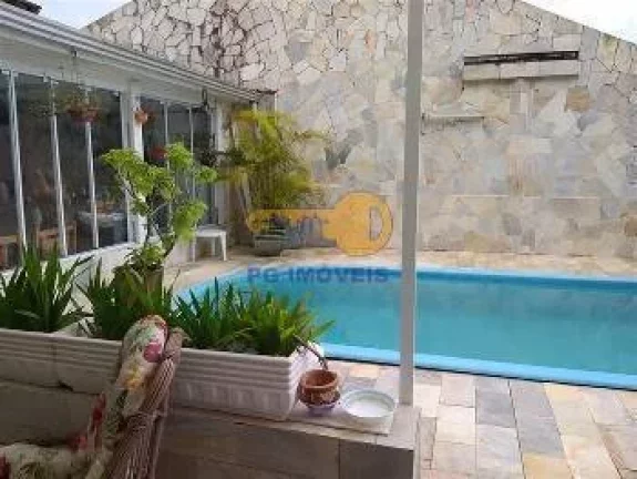 Imagem EXCELENTE RESIDENCIAL COM 5 DORMITÓRIOS NO BALNEÁRIO ITAPUÃ