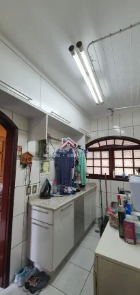 Imagem Casa à venda Tereza Cristina - Área útil 243 m2 com 3 dormitórios sendo 1 suíte - 2 vagas - Bairro M