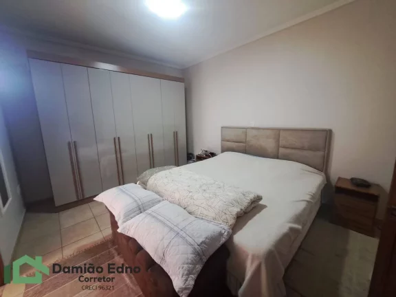 Imagem Casa com 4 quartos, 2 suites no Jardim Tannus - Eloy Chaves Aceita troca