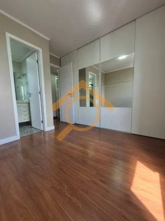 Imagem Cobertura de luxo em Santo Amaro: 3 quartos, 1 suíte, 2 salas, 2 vagas. Agende sua visita agora!