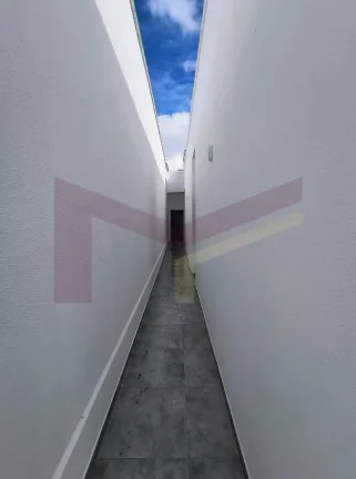 Imagem CASA 3/4 SENDO 1 SUITE NA MANGABEIRA