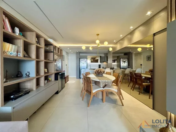 Imagem Apartamento Alto Padrão à Venda, 4 quartos e 2 garagens no Itacorubi, Florianópolis/SC