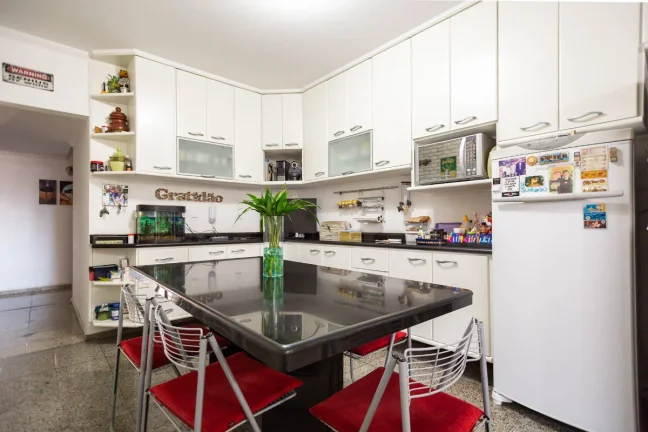 Imagem Apartamento Perdizes - 267M², 4 Dorms, 3 Suítes, 2 Vagas, Face Norte.