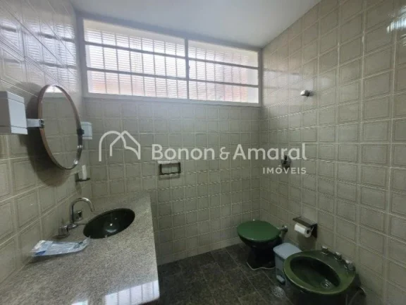 Imagem Excelente sobrado comercial para locação, localizado em rua de grande fluxo de veículos e pedestr...
