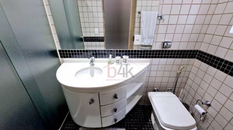 Imagem Casa com 311m² de área útil à venda no Alto da Boa Vista.