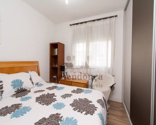 Imagem Apartamento excelente repleto de armários, com living para 02 ambientes, terraço, 03 dormitórios ...