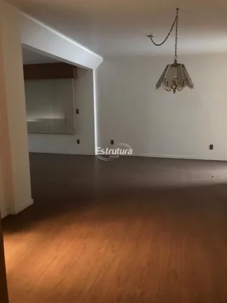 Apartamento de 3 domirtórios em localização central