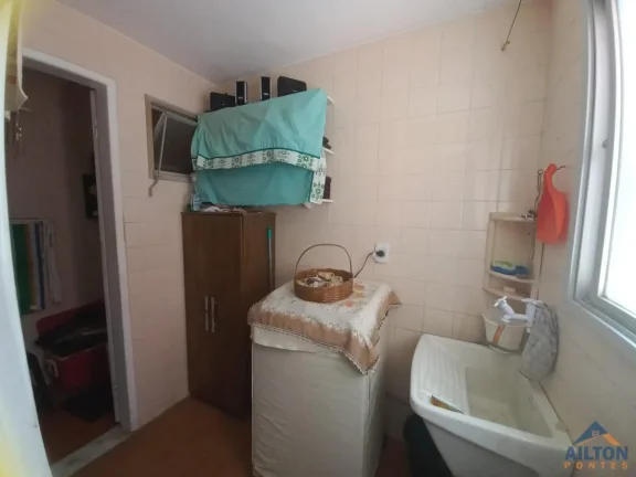 Imagem Apartamento com 2 Quartos à Venda na 2° Quadra do Mar na Praia do Morro - Guarapari/ES