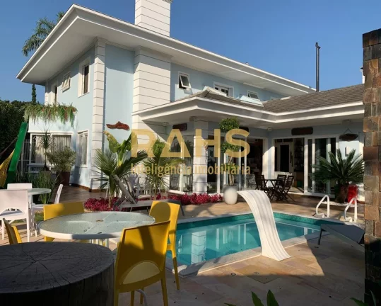 Imagem Maravilhosa Residência Em Condomínio Fechado No Bairro Saguaçú Esse imóvel evoca toda a poesia ...