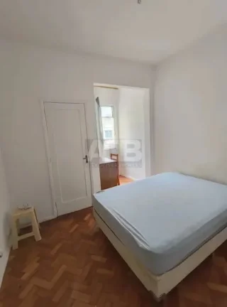 Imagem Apartamento de 2 quartos + dependência em Copacabana, 80m2.