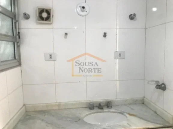 Imagem Apartamento com 3 dormitórios, sendo 1 de empregada e 2 com armários planejados, sala ampla para 2...