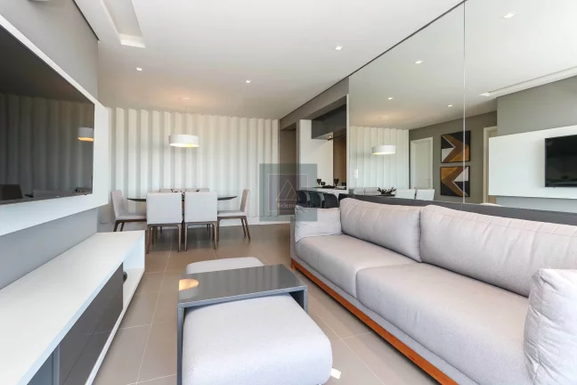 Imagem BACACHERI - Condomínio Cabral Hills - 3 quartos (1 suíte). 110,90 m² privativos. 2 vagas.