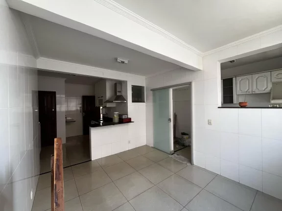 Imagem Apartamento à venda em Belo Horizonte-MG, Ouro Preto: 3 quartos, 1 suíte, 1 sala, 2 banheiros, 1 vaga que cabe 2 carros, 93m²!
