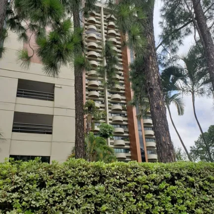 Imagem Flat disponível para venda no Le Bougainville, com 127m², 2 dormitórios e 1 vaga de garagem