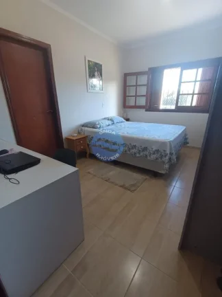 Imagem Casa a venda em Amparo no Jardim Adélia