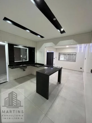 Imagem Vendo casa com piscina